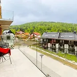 Wonder Hillside Tuz: Mountain View With Playground *
