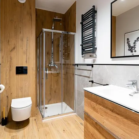 Wonder - Hillside Tuz Przy Stoku, Sklep, Plac Zabaw I Zewnetrzna Silownia Na Terenie Kompleksu Karpacz