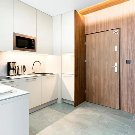 Wonder - Hillside Tuz Przy Stoku, Sklep, Plac Zabaw I Zewnetrzna Silownia Na Terenie Kompleksu דירה *