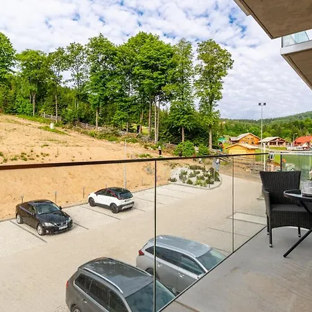 Apartment Wonder Hillside Tuz: Mountain View With Playground