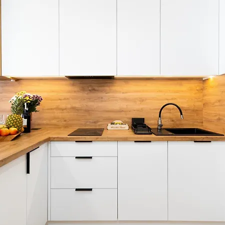 Wonder - Hillside Tuz Przy Stoku, Sklep, Plac Zabaw I Zewnetrzna Silownia Na Terenie Kompleksu דירה קרפאז'